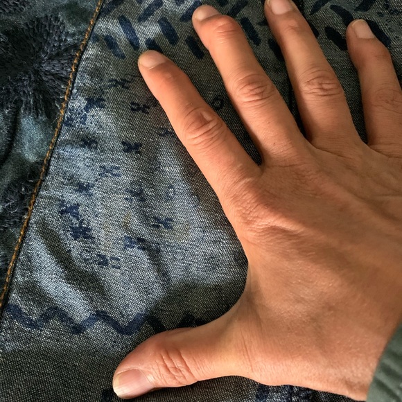 Distressed, patchy denim mini skirt - Picture 8 of 8